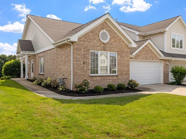 11415 Foxwoods Dr, Oak Lawn, IL 60453
