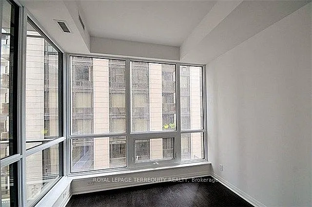 8 Mercer St #206 — Photo 7