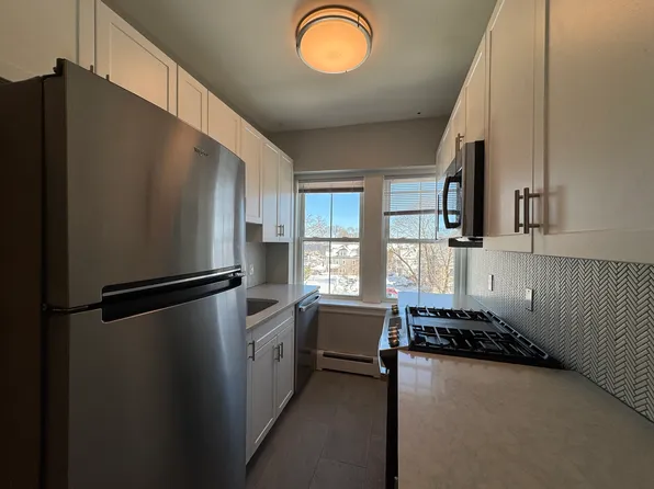 (undisclosed Address), Salem, MA 01970