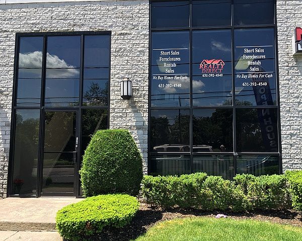 1st image of 1600 Deer Park Ave