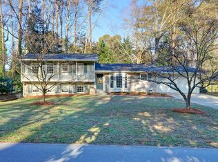 6536 Wright Rd NE, Sandy Springs, GA 30328
