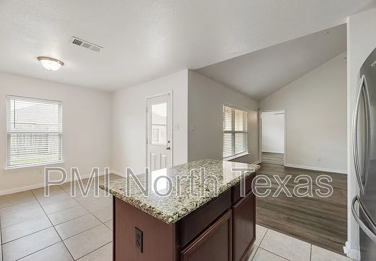 1911 Pilot Point Way — Photo 10