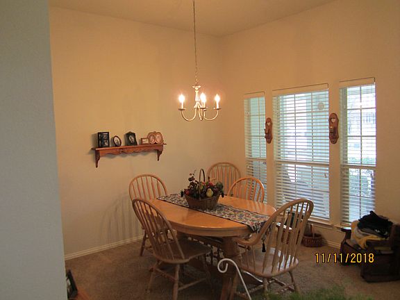 4th image of 312 Hilltop Dr