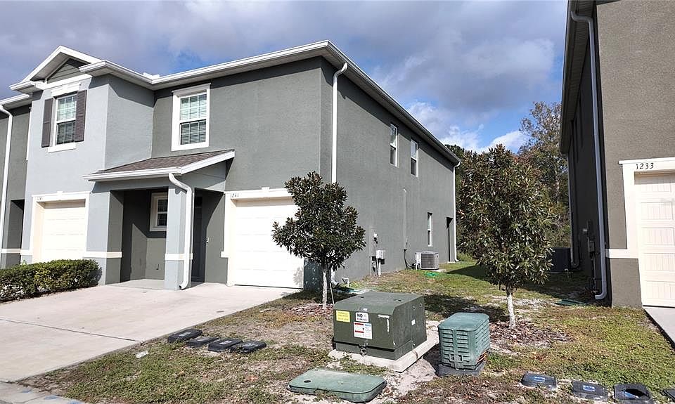 1st image of 1241 Yellow Finch Dr