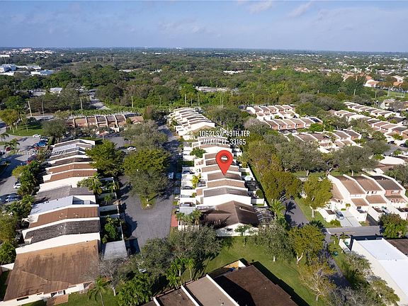 3rd image of 10621 SW 79th Ter #10621
