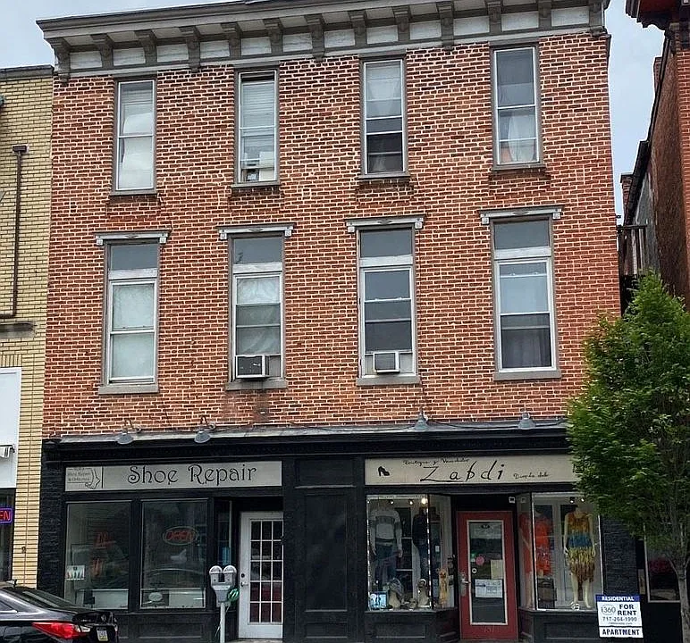 149 S Main St