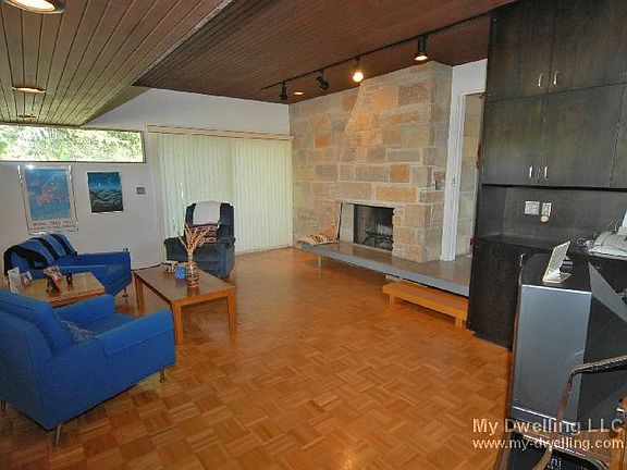 5th image of 9226 N Pelham Pkwy