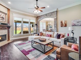 706 Dumaine Dr, Bossier City, LA 71111