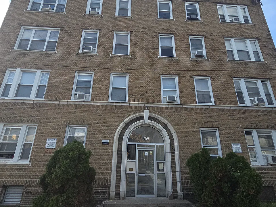 210 - 3603 KENNEDY REALTY ASSOC. LP
