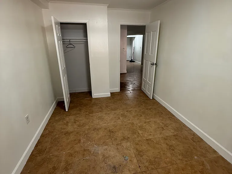 576 Leland Ave #1 — Photo 4