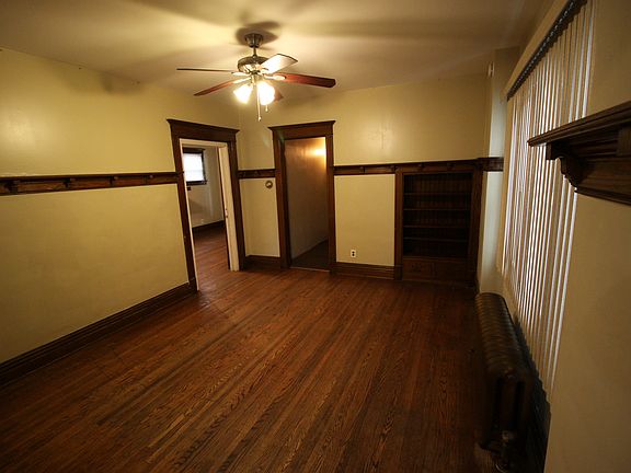 5th image of 159 Blaine Ave Unit 1