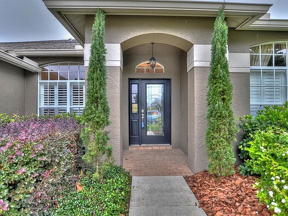 4th image of 16833 Nikki Ln