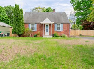 79 Lauzier Ter, Chicopee, MA 01020