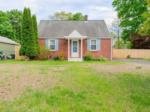 79 Lauzier Ter, Chicopee, MA 01020