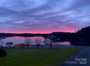 95 Lake Club Ln #9, Nebo, NC 28761