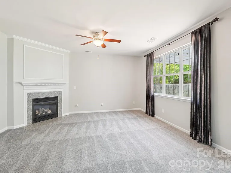 14417 Laurel Tree Ln — Photo 5