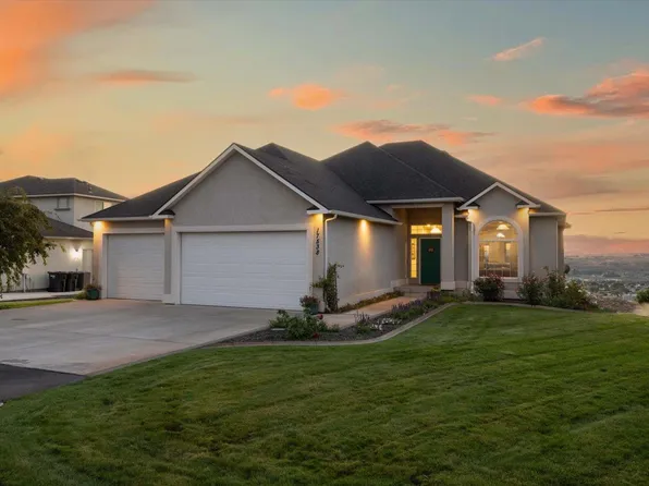 17538 S Fairview Loop, Kennewick, WA 99338