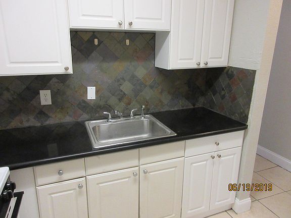 5th image of 2775 Taft St APT 102