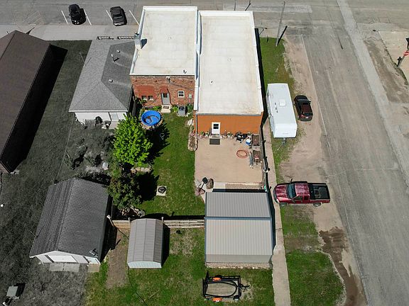 2nd image of 118 N Agora St