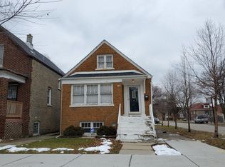 7200 S Maplewood Ave, Chicago, IL 60629