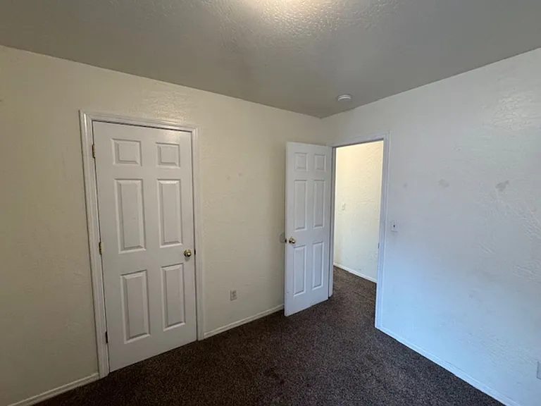 118 N Shasta Ave — Photo 17