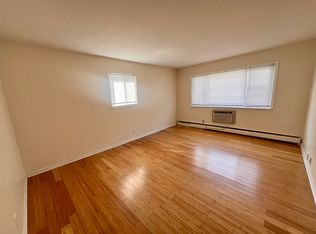 2342 S Austin St #101, Milwaukee, WI 53207