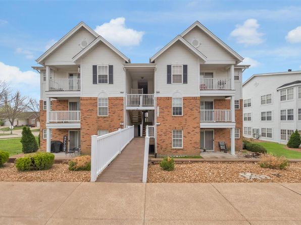 1209 Woodland Point Dr APT E, Saint Louis, MO 63146
