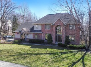 7710 Partridge Hill Dr, Brighton, MI