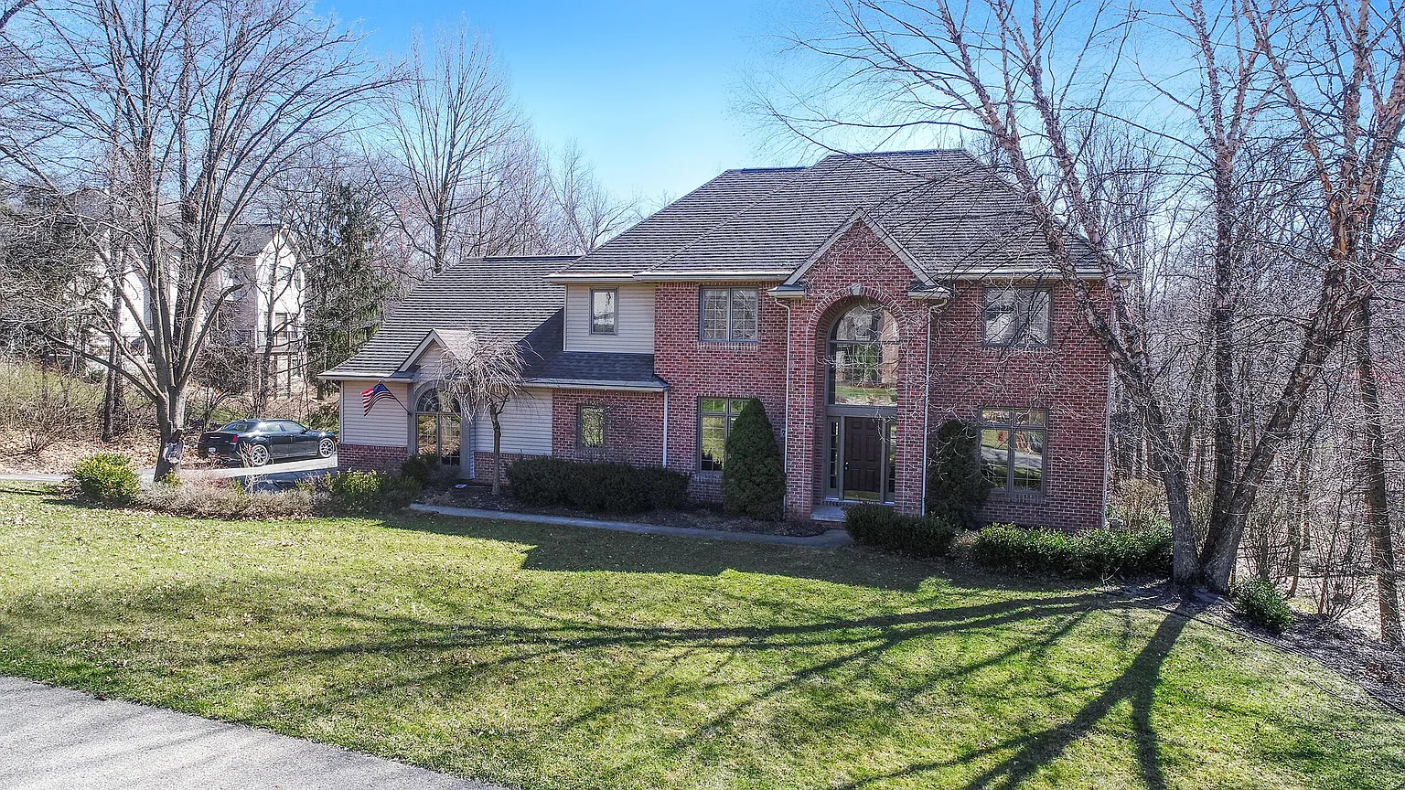 7710 Partridge Hill Dr photo 1