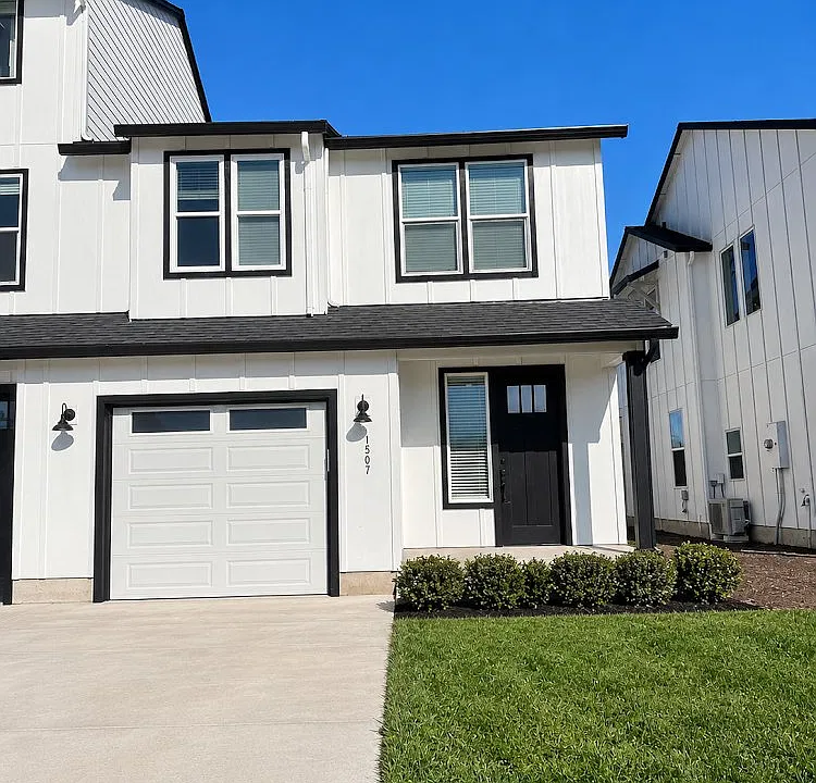1507 NW 5th Cmn #4