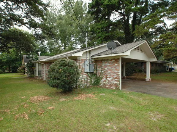 1110 Meadowood Rd, Columbia, MS 39429