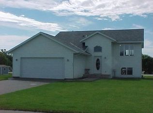 4026 Aspen Cir S, Rockford, MN 55373