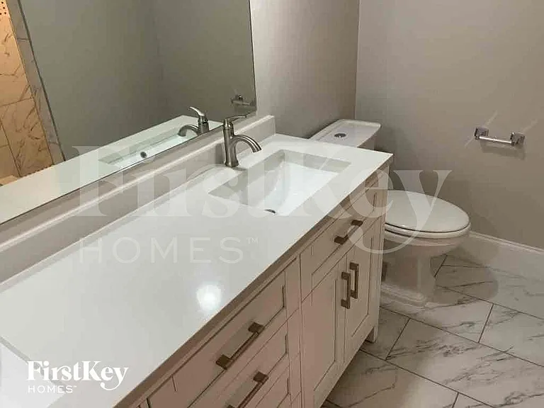 5659 Fern Creek Dr — Photo 10