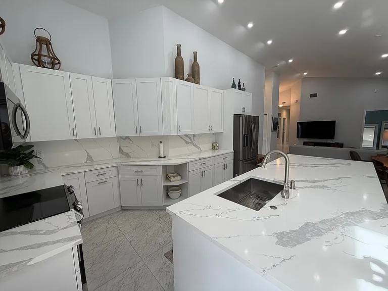5950 Almaden Dr — Photo 5
