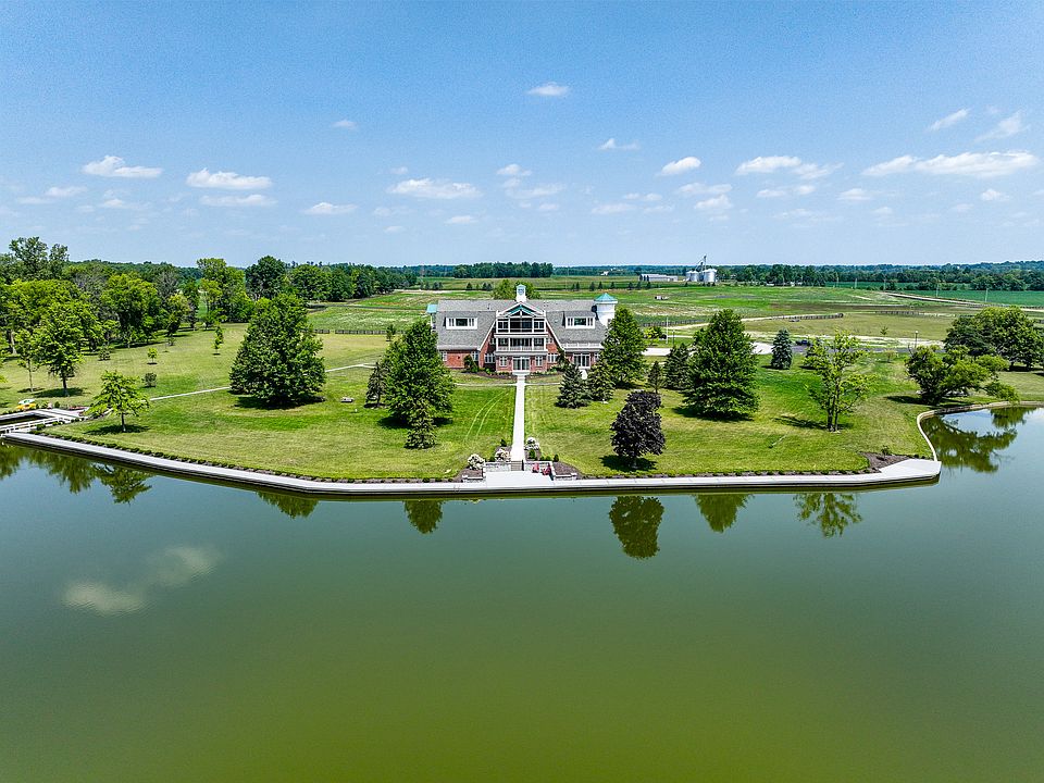 9825 Windy Hills Dr, Zionsville, IN 46077 MLS 21910804 Zillow