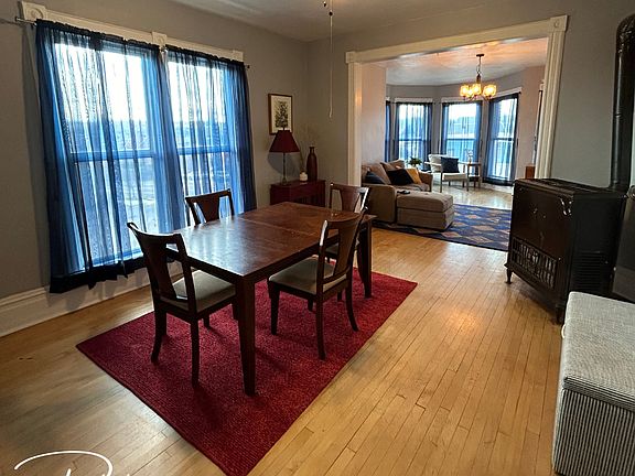 3rd image of 410 S Excelsior Ave #412