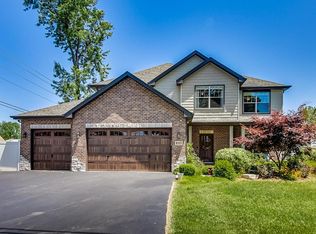 8315 Laporte Ave, Burbank, IL