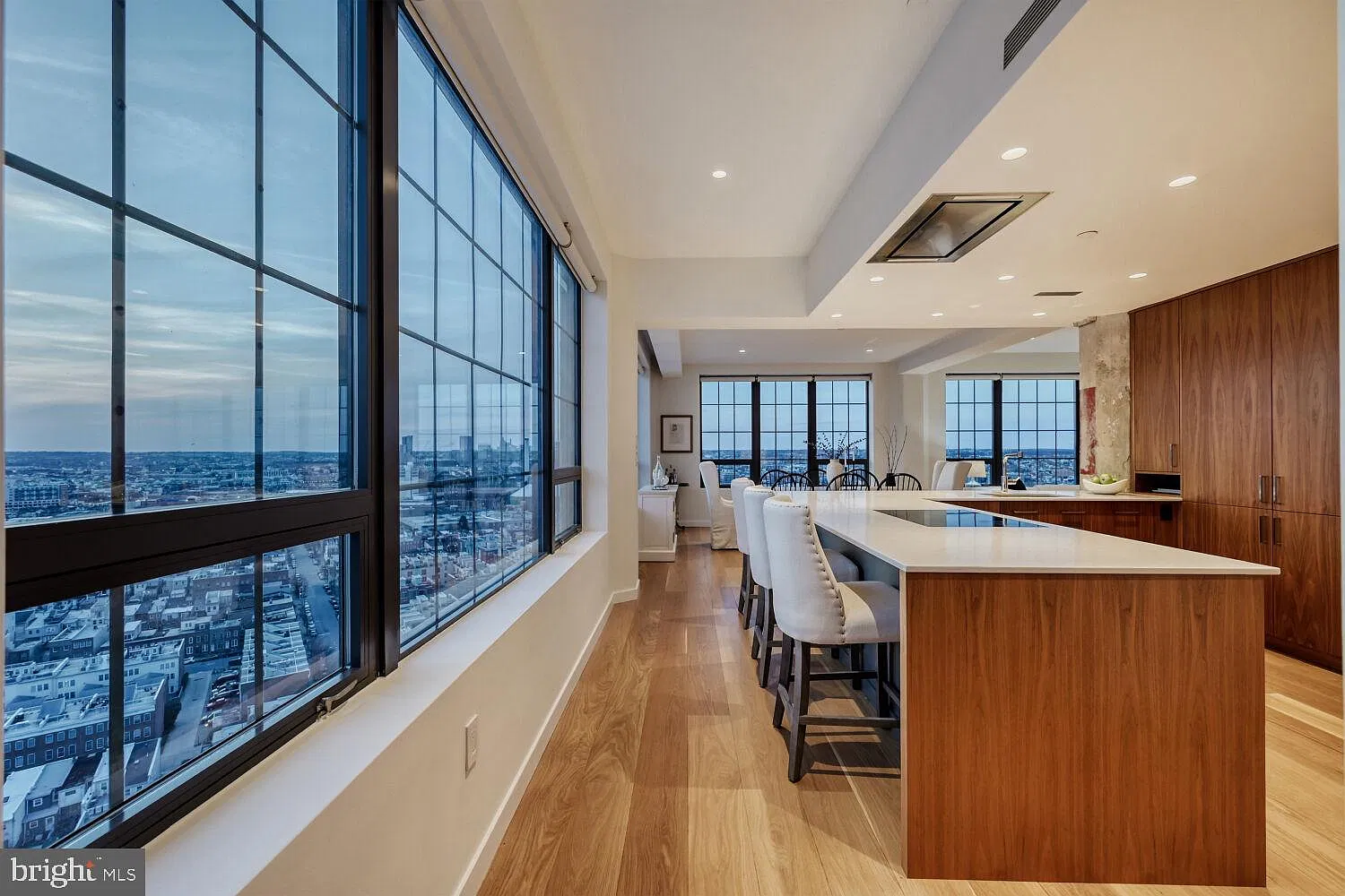 Silo Point Condominium — Photo 4