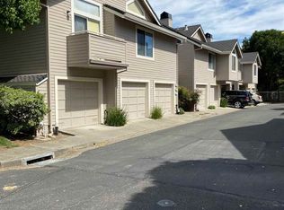 359 Sextant Ct, Hercules, CA 94547