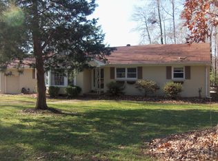 108 Hermitage Rd, Williamsburg, VA 23188