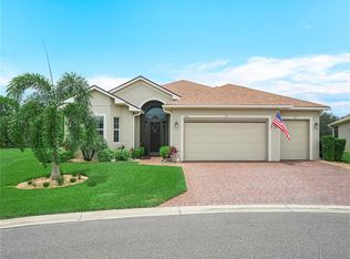 1182 Sawgrass Dr, Winter Haven, FL 33884