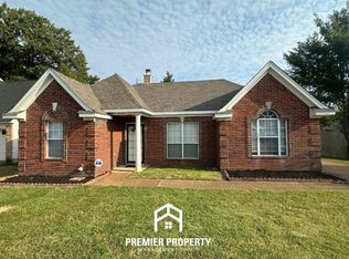 6994 Manslick Rd, Cordova, TN 38018