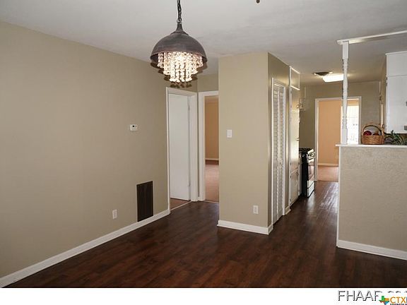 3rd image of 1815 Crestridge Dr