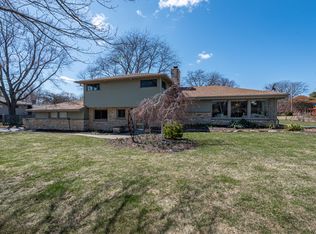 8635 N Seneca Rd, Milwaukee, WI 53217