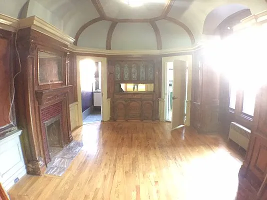 Rented by Lang Realty LLC | media 36