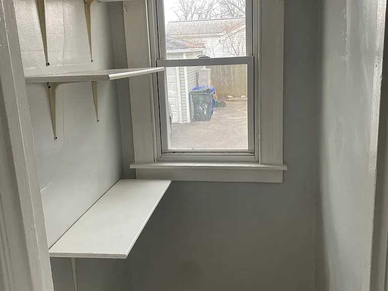 67-69 Sisson St #2 — Photo 2