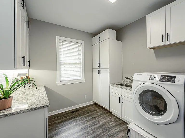 421 Pagebrook Dr — Photo 44