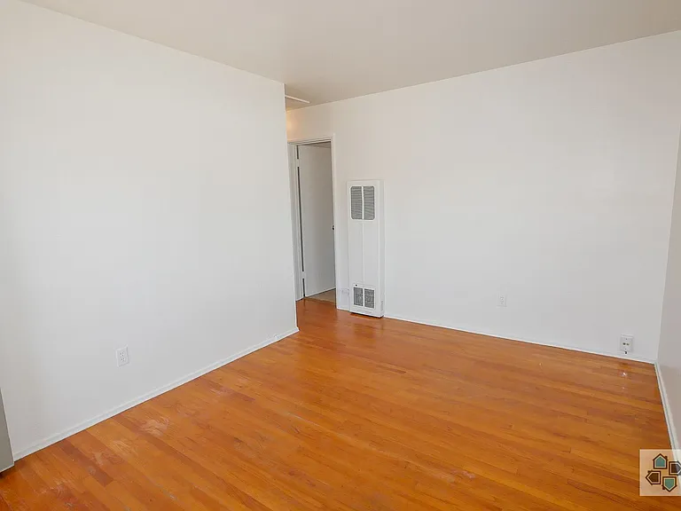 3430-3440 Del Rey St — Photo 11
