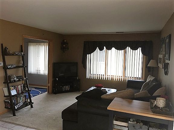 2nd image of 10418 S Keating Ave APT 3D