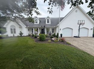 107 Grandview Ave, South Webster, OH 45682
